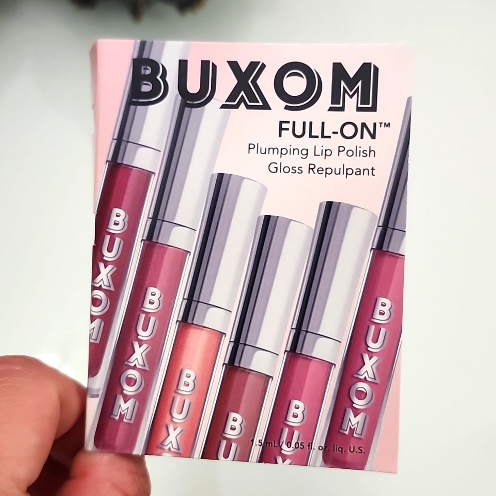 NIB Tanning/Lip Bundle - Picture 5 of 15